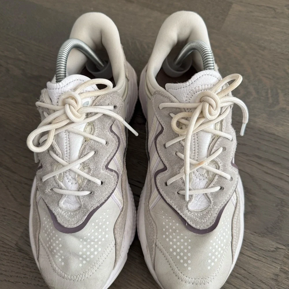Adidas Ozweego Sneakers in White w/ Purple Accents Size Womens 8.5 - Picture 10 of 11